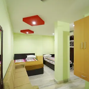 Arackal Tourist Hotel Tripunithura